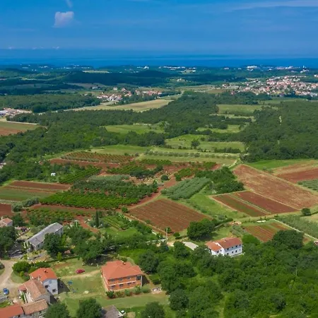 Kadum 25 Vendégház 3*
